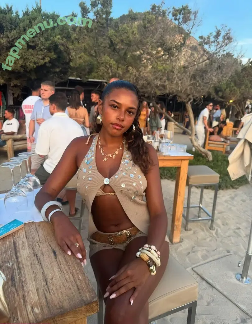 reneehadlley nude photo #0005 (Renee Hadley)