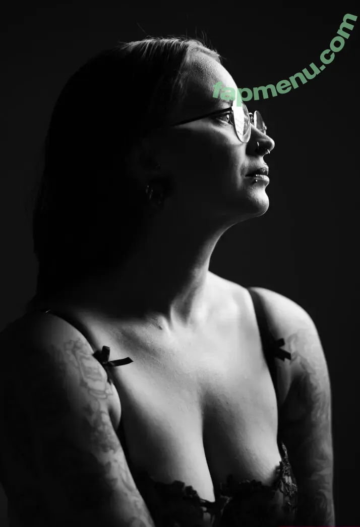 reneekpriv nude photo #0010 (reneekpriv)