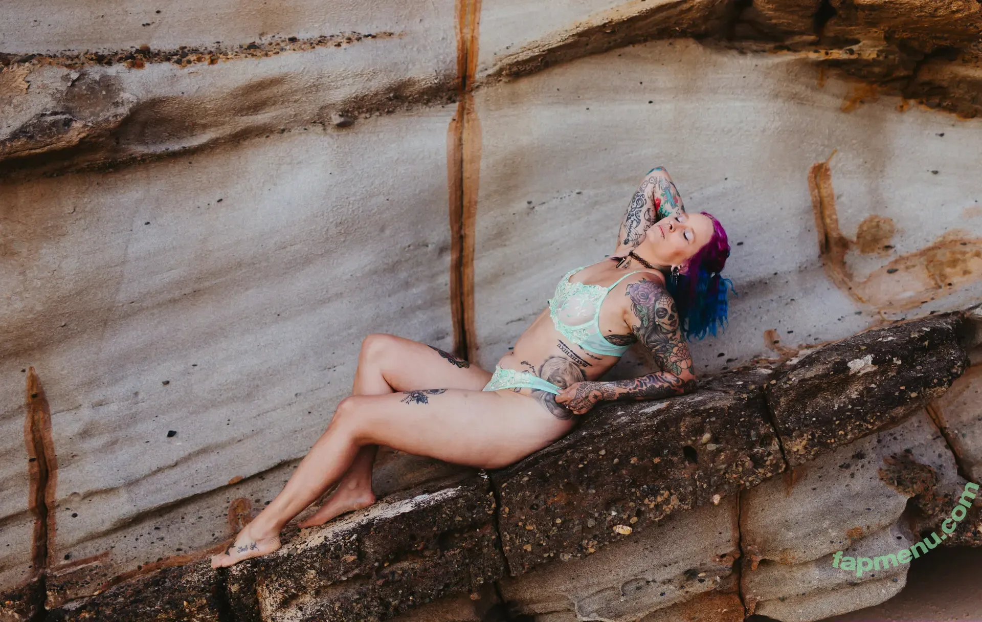 reneekpriv nude photo #0031 (reneekpriv)