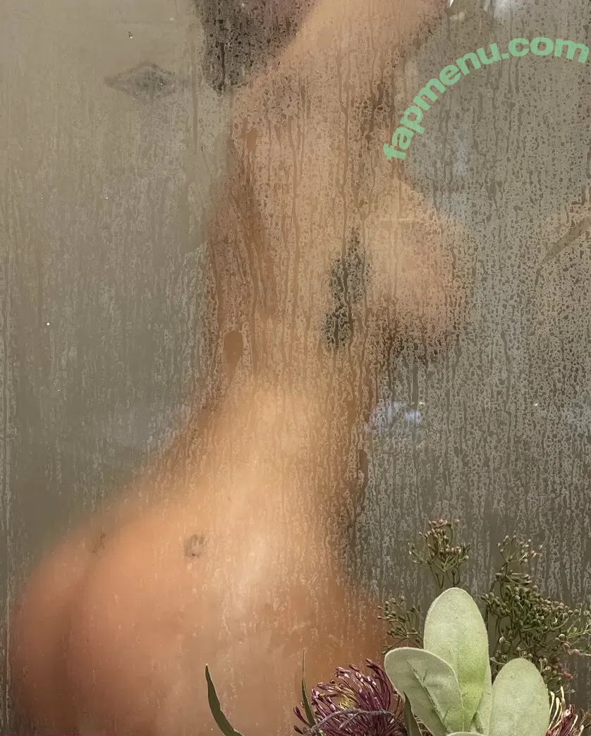 Renlouisebird nude photo #0024 (xrennyx)