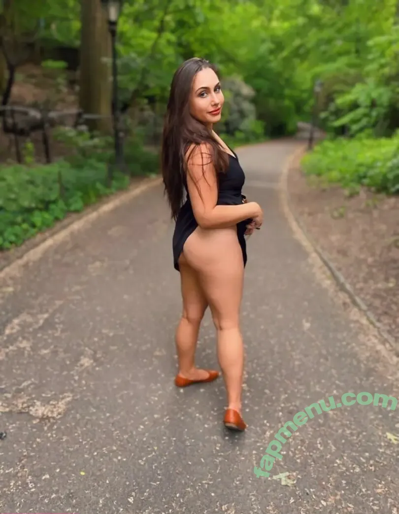 Renna Ryann nude photo #0024 (RennaRyann / rrenna)