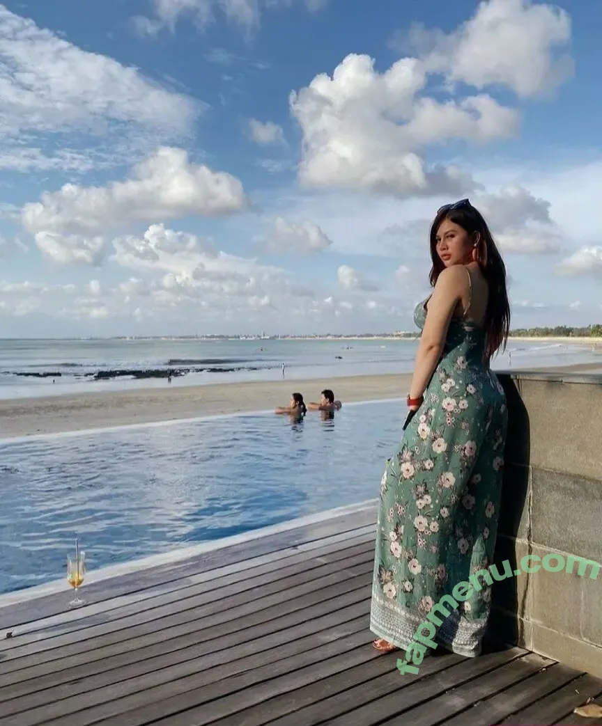 rennadyana nude photo #0003 (rennadyana)