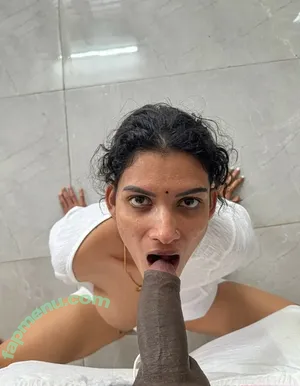 Reshmi R Nair / resmi_r_nair / resmi_r_nair._ / resminair / resmirnair nude photo #0004