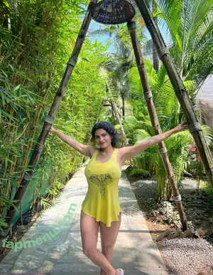 Reshmi R Nair / resmi_r_nair / resmi_r_nair._ / resminair / resmirnair nude photo #0008