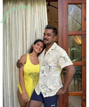 Reshmi R Nair / resmi_r_nair / resmi_r_nair._ / resminair / resmirnair nude photo #0028