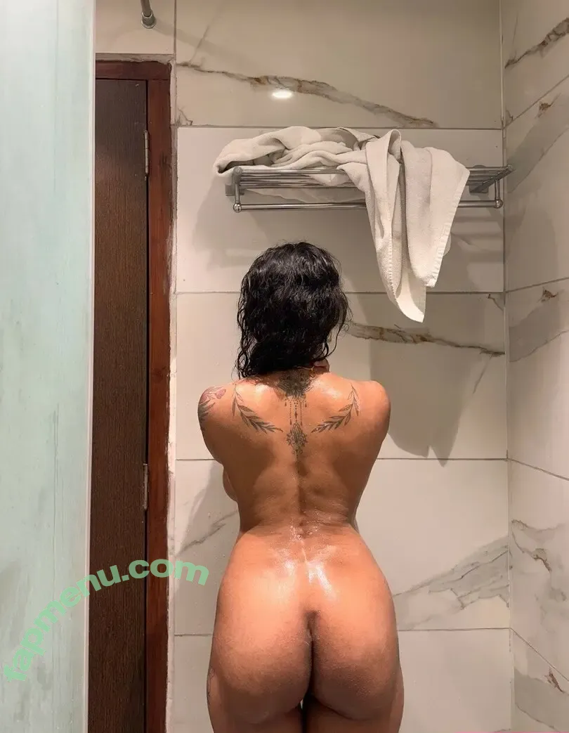 Reshmi R Nair nude photo #0001 (resmi_r_nair / resmi_r_nair._ / resminair / resmirnair)