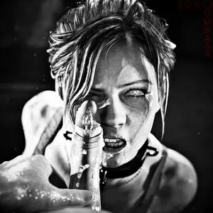 Resident Evil / residentevil nude photo #2013