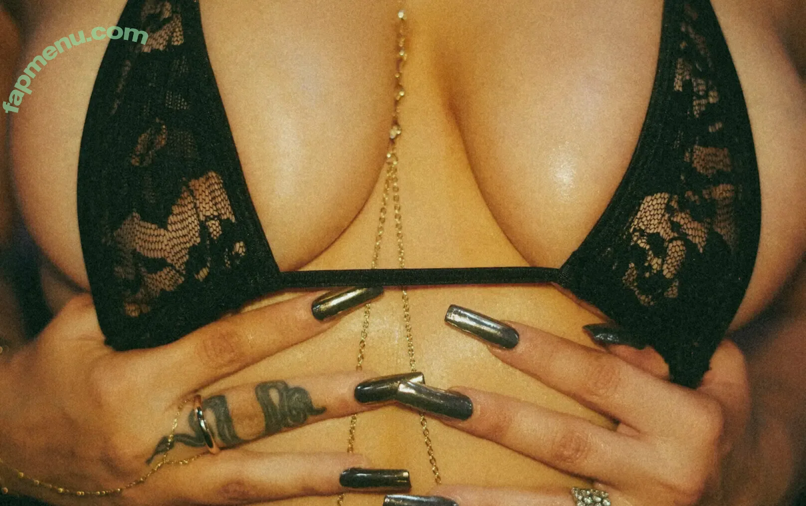 revelliejessica nude photo #0049 (jessvrevell)