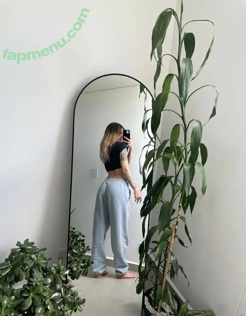 reveof nude photo #0031 (revengeof_comicsandpinball)