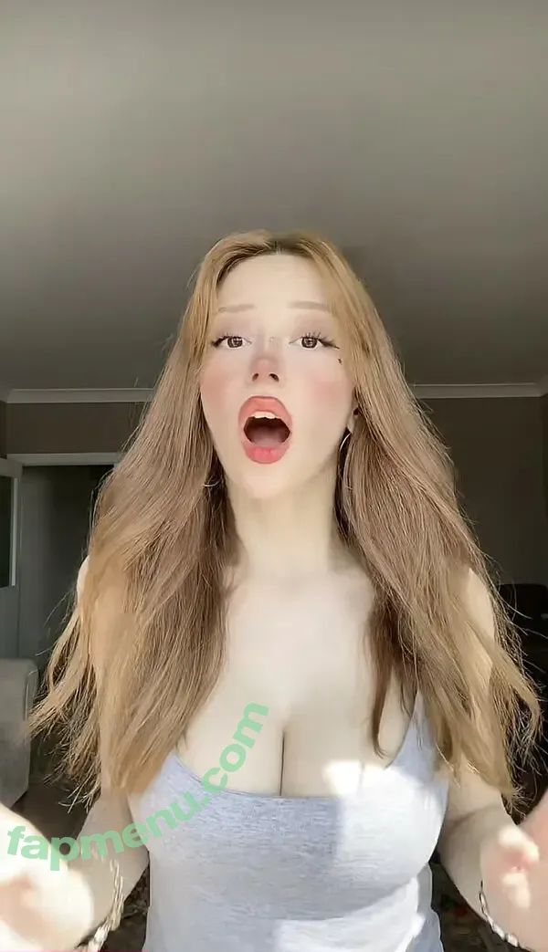 Reyhan Kararas nude photo #0008 (ll_reyyy)