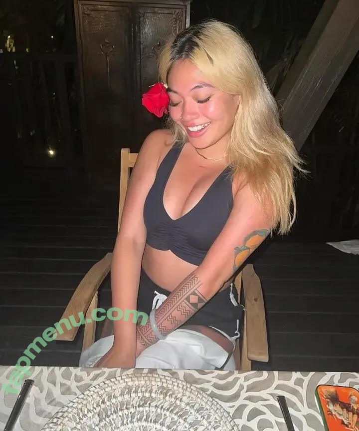 Reyna Morena nude photo #0072 (enlightenedbimbo / morenareyna)