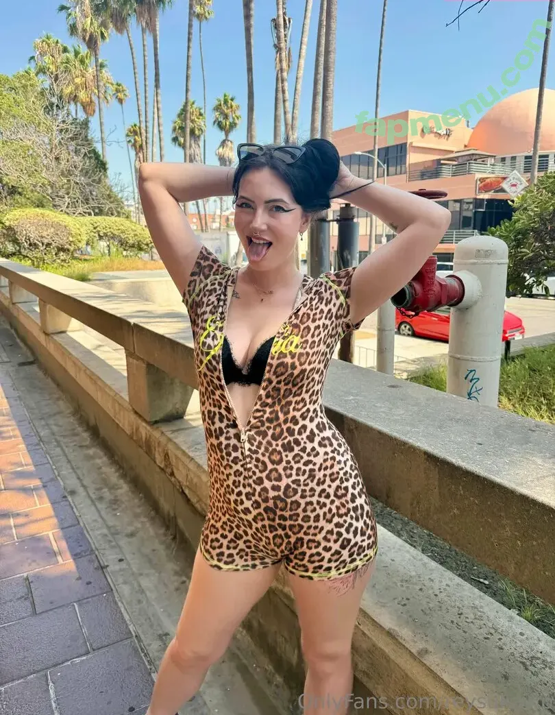 reysukavip nude photo #0035 (reysuka_)