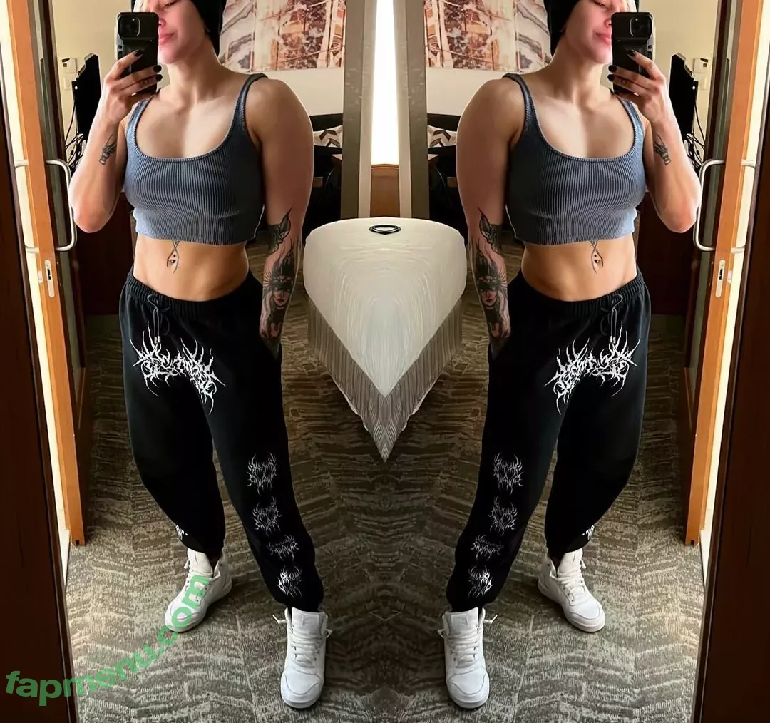 Rhea Ripley nude photo #0013 (RheaRipley_WWE / WWE / notrhearipley)