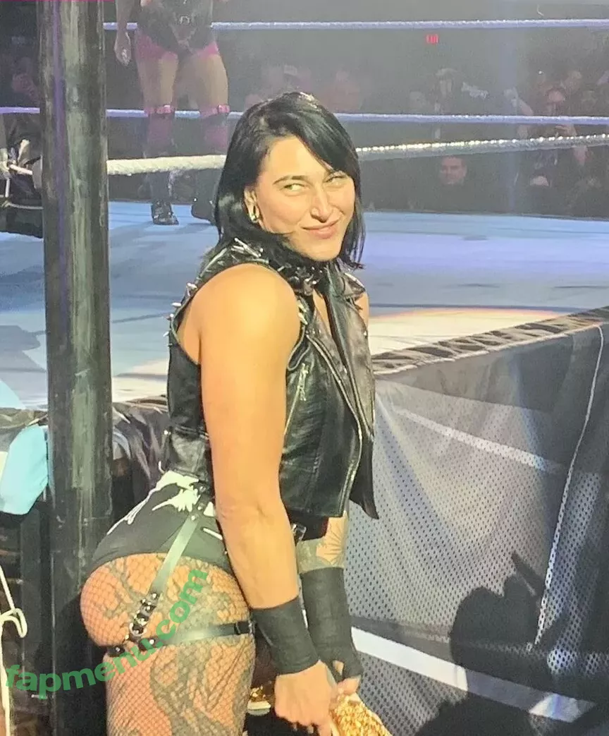 Rhea Ripley nude photo #1100 (RheaRipley_WWE / WWE / notrhearipley)