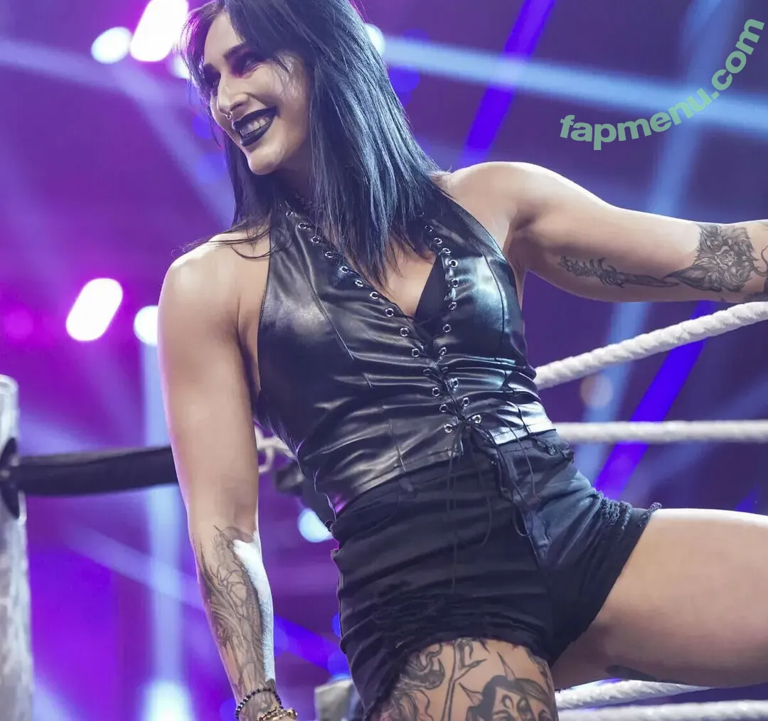 Rhea Ripley nude photo #1497 (RheaRipley_WWE / WWE / notrhearipley)