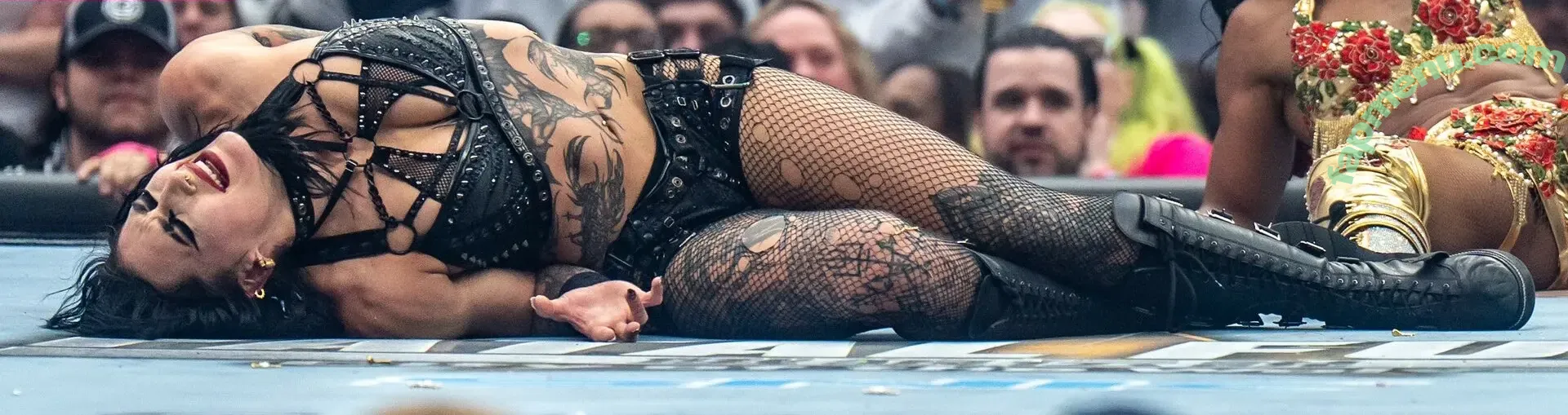 Rhea Ripley nude photo #1583 (RheaRipley_WWE / WWE / notrhearipley)