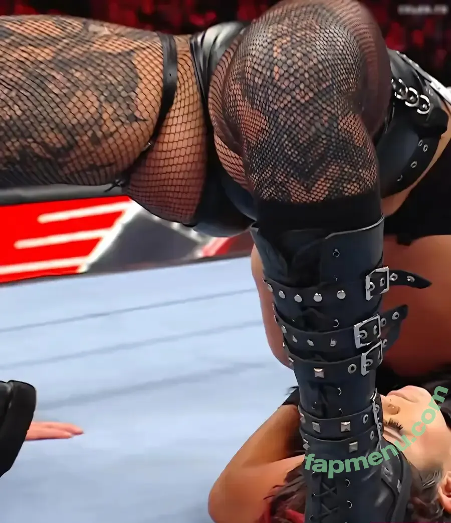 Rhea Ripley nude photo #1681 (RheaRipley_WWE / WWE / notrhearipley)