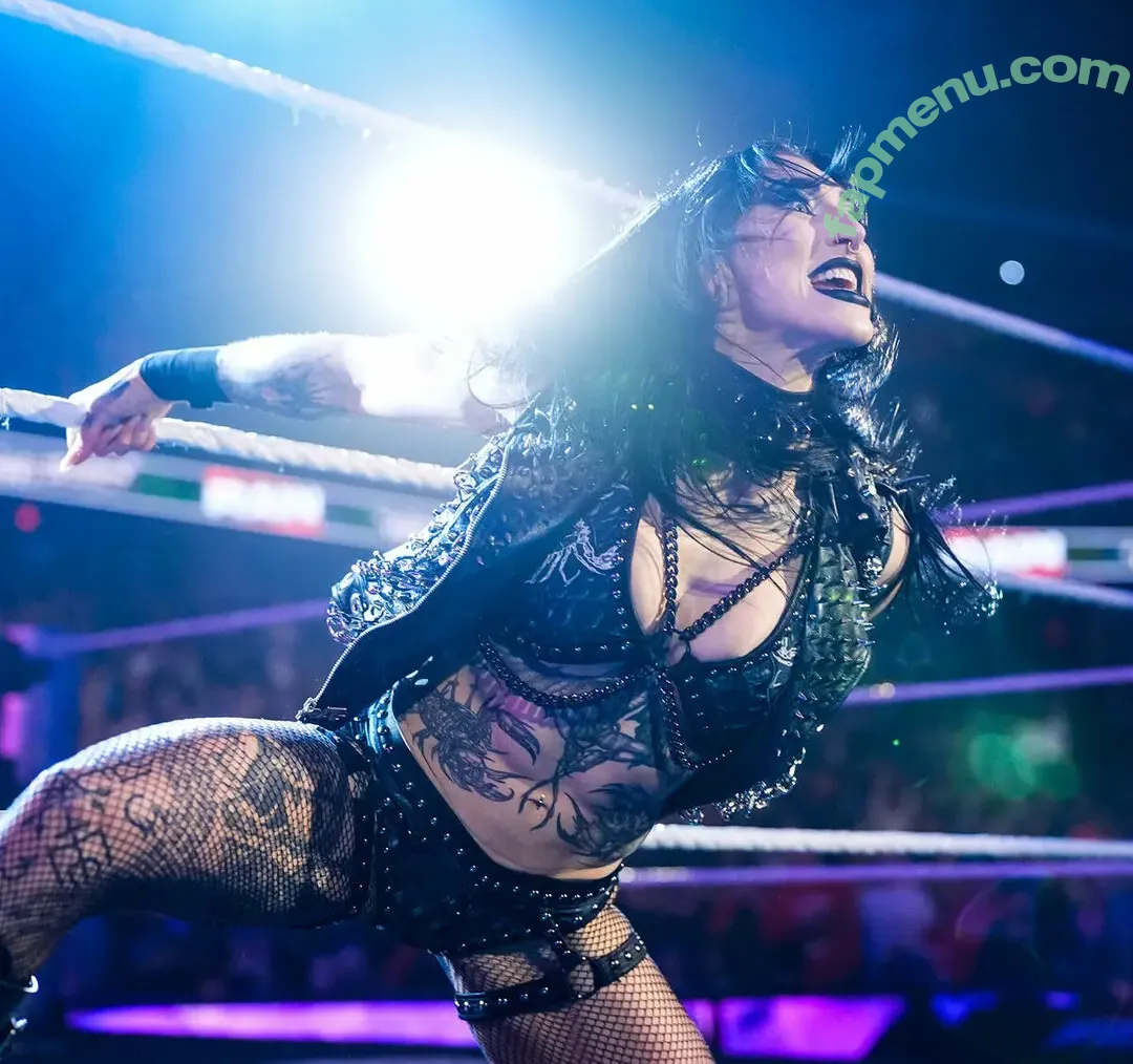 Rhea Ripley nude photo #1866 (RheaRipley_WWE / WWE / notrhearipley)