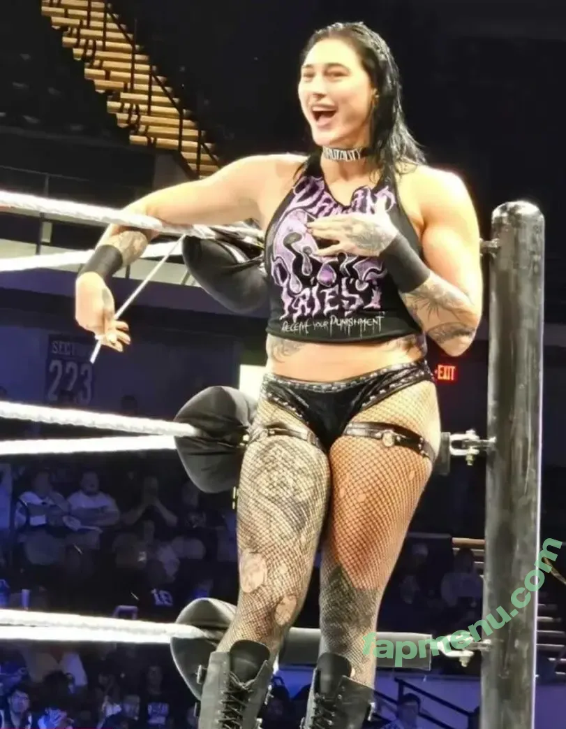 Rhea Ripley nude photo #1877 (RheaRipley_WWE / WWE / notrhearipley)