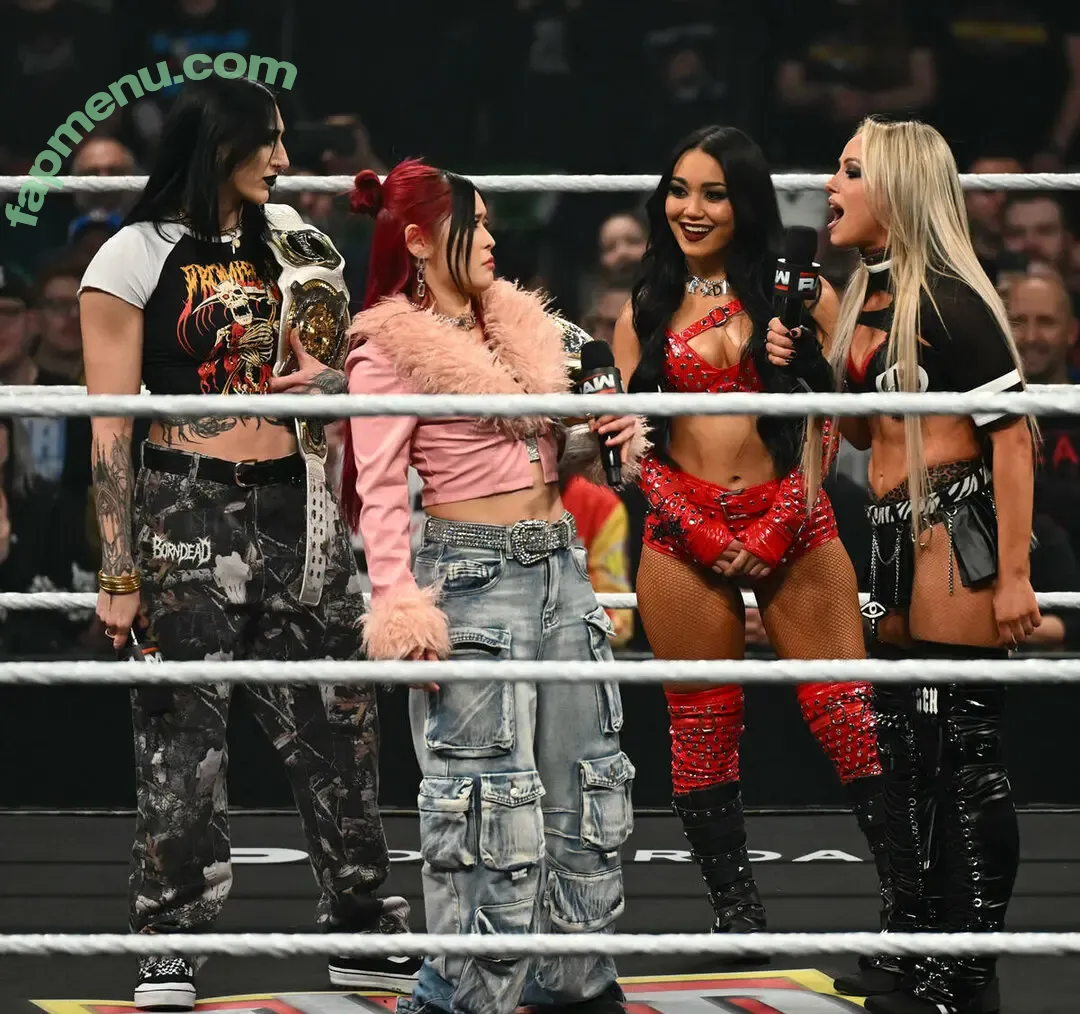 Rhea Ripley nude photo #1883 (RheaRipley_WWE / WWE / notrhearipley)