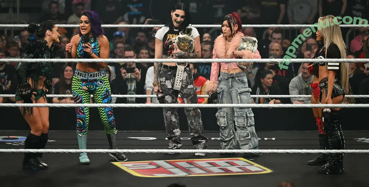 Rhea Ripley nude photo #1884 (RheaRipley_WWE / WWE / notrhearipley)