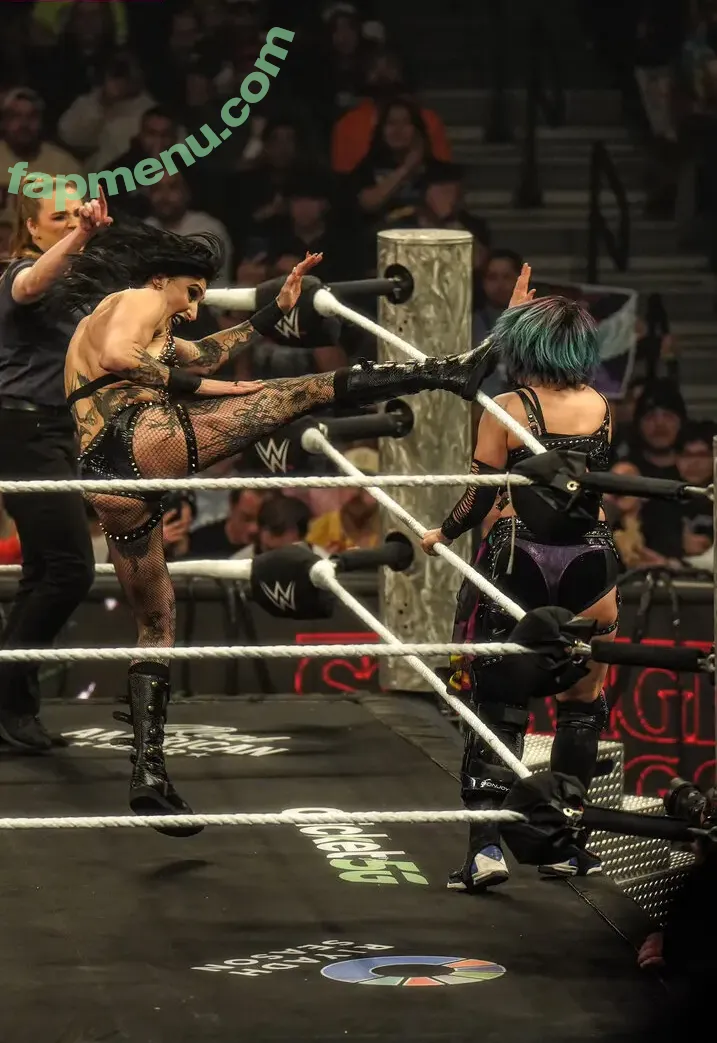 Rhea Ripley nude photo #1887 (RheaRipley_WWE / WWE / notrhearipley)