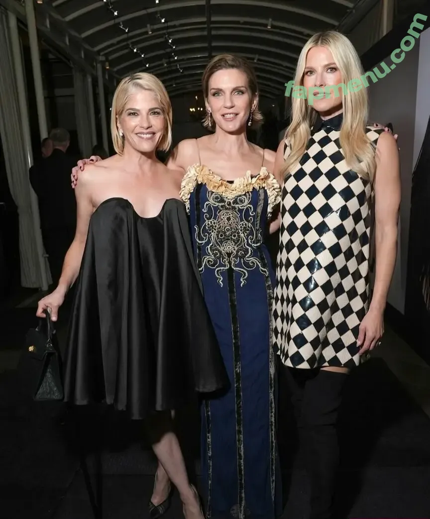 Rhea Seehorn nude photo #0177 (rheaseehorn)