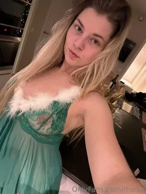 rheiaa / RheiaaPrime / Rheiaeilish / _rheiaa nude photo #0029
