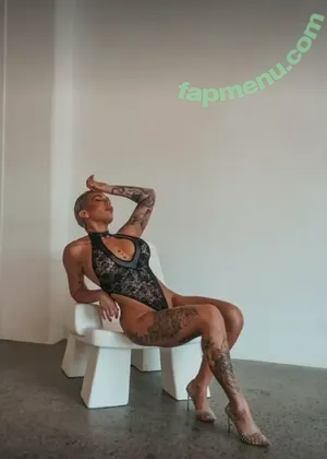 rhi.rhi / rhiirhii nude photo #0003