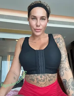 rhi.rhi / rhiirhii nude photo #0012