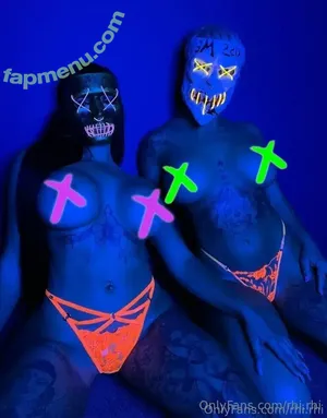 rhi.rhi / rhiirhii nude photo #0017