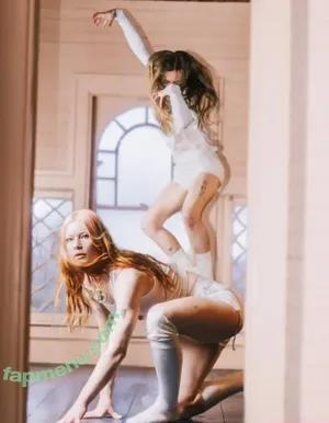 Rhian Teasdale / Wet Leg (band / rhianteasdale nude photo #0066