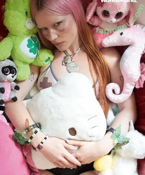 Rhian Teasdale / Wet Leg (band / rhianteasdale nude photo #0074