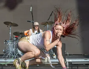 Rhian Teasdale / Wet Leg (band / rhianteasdale nude photo #0109