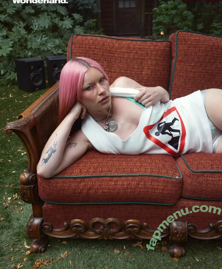 Rhian Teasdale nude photo #0071 (Wet Leg (band / rhianteasdale)