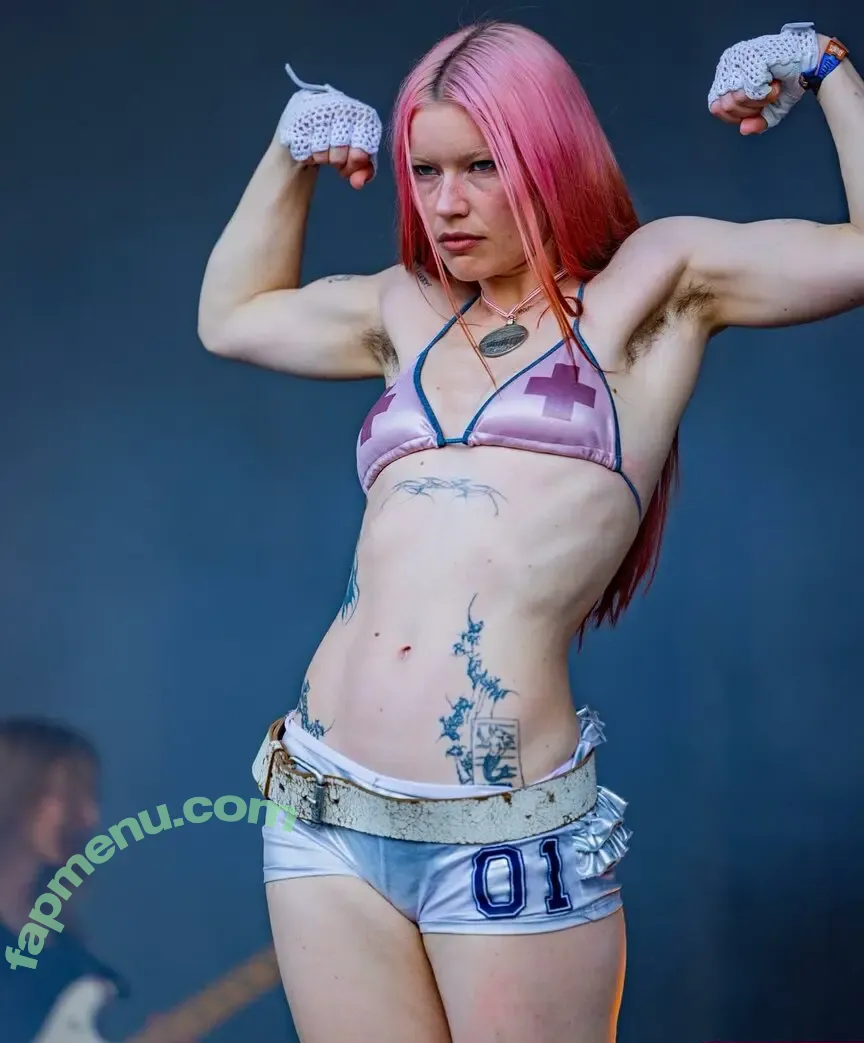 Rhian Teasdale nude photo #0090 (Wet Leg (band / rhianteasdale)