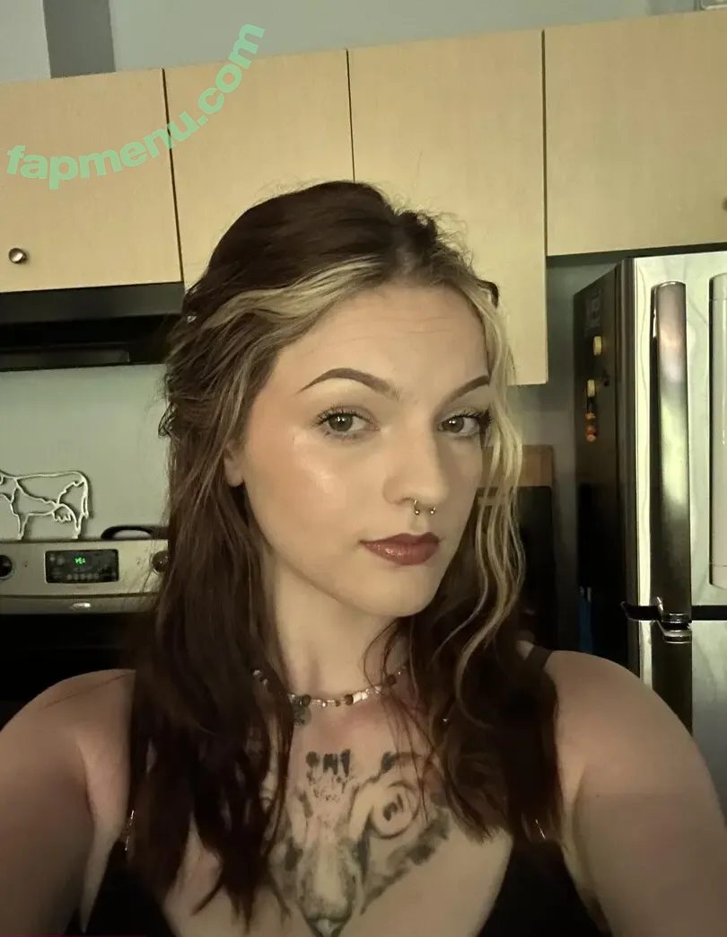 Rhiannon Jena nude photo #0019 (planetrhiannon / rhiannonjames / rhiannonxxd)