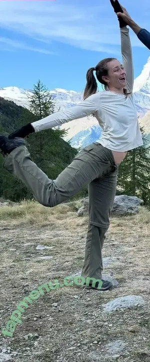 rhiannonhikes / Rhiannon Wood nude photo #0061