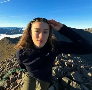 rhiannonhikes / Rhiannon Wood nude photo #0064