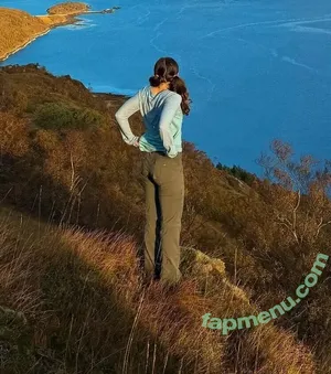 rhiannonhikes / Rhiannon Wood nude photo #0071