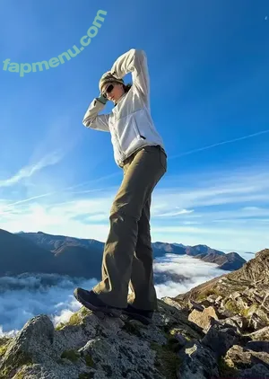 rhiannonhikes / Rhiannon Wood nude photo #0082