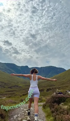 rhiannonhikes / Rhiannon Wood nude photo #0099