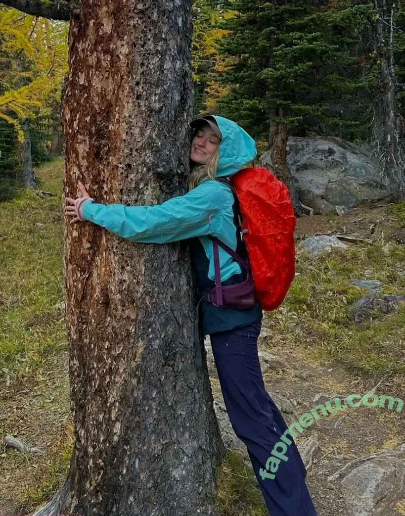 rhiannonhikes nude photo #0034 (Rhiannon Wood)