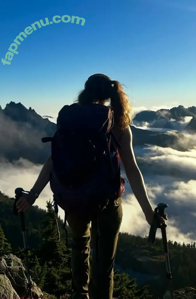 rhiannonhikes nude photo #0040 (Rhiannon Wood)