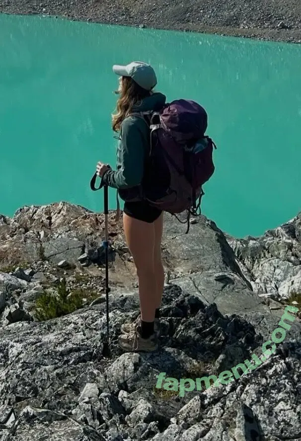 rhiannonhikes nude photo #0093 (Rhiannon Wood)