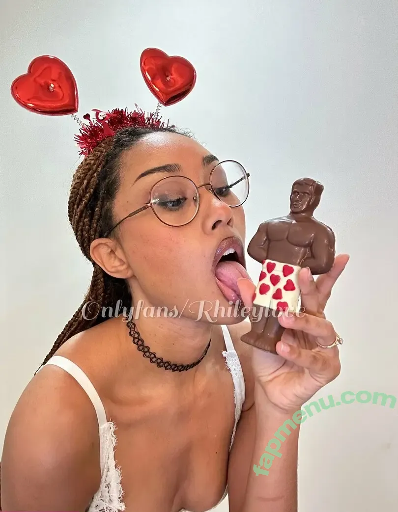 rhileylove nude photo #0015 (rhileylove)