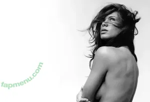 Rhona Mitra / iamrhonamitra nude photo #0042
