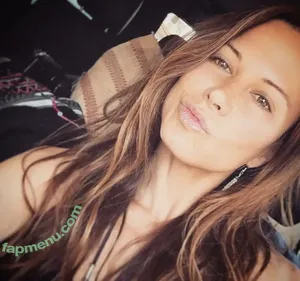 Rhona Mitra / iamrhonamitra nude photo #0050
