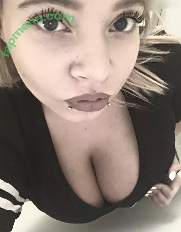 Ria Pompadour nude photo #0065 (BBW with F Cup / _baberia_xx / riapompadour)