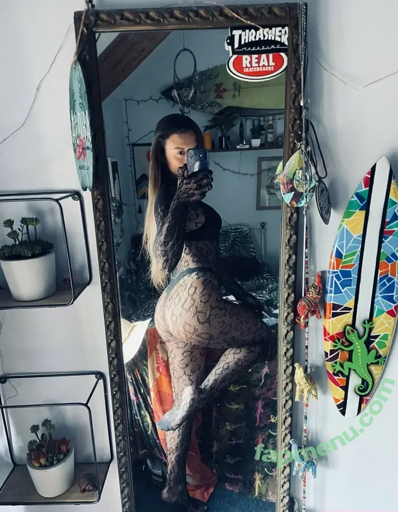 Ria Williams nude photo #0017 (ria_williams6 / riaaa.w / riawilliams)